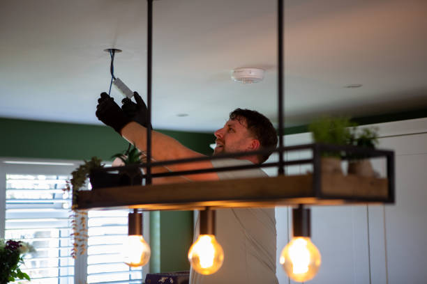 Best Circuit Breaker Repair  in Moxee, WA
